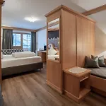Gloeckner Und Residenz Gloeckner 호텔 4*